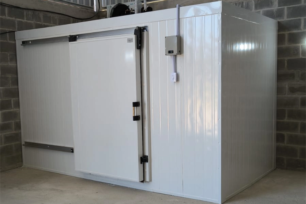 Câmara frigorífica na Região dos Lagos RJ: Como evitar problemas de umidade e maresia